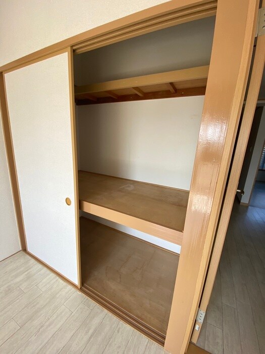 物件内観写真16　(収納)