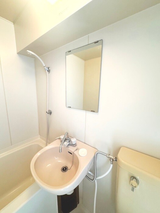 物件内観写真12　(洗面)