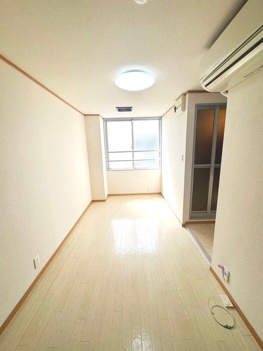 物件内観写真19　(居室)