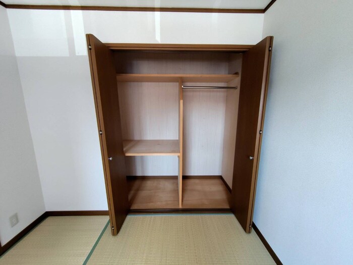 物件内観写真18　(収納)
