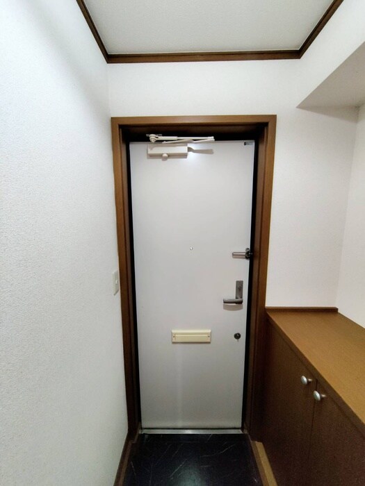 物件内観写真20　(玄関)