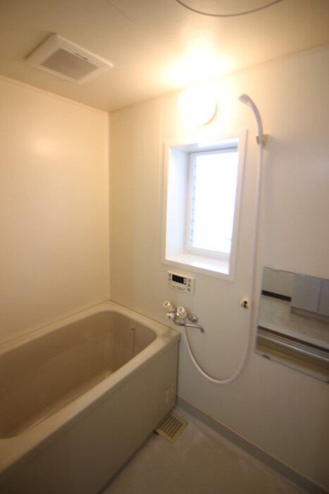 物件内観写真11　(バス／シャワールーム等)