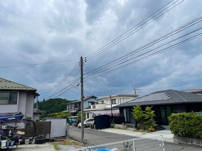 物件内観写真15　(室内からの展望)