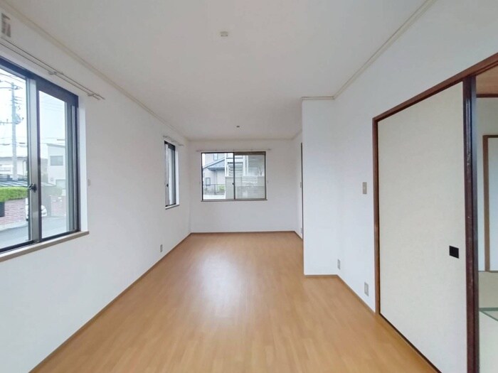 物件内観写真17　(居室)