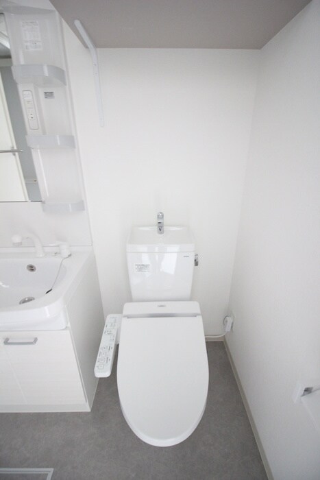 物件内観写真12　(トイレ)