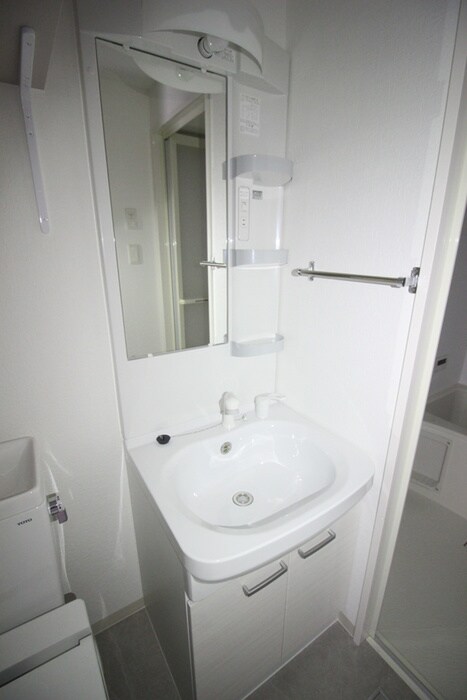 物件内観写真12　(洗面)