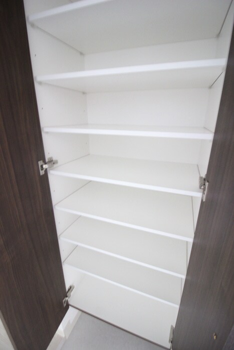物件内観写真18　(靴箱)