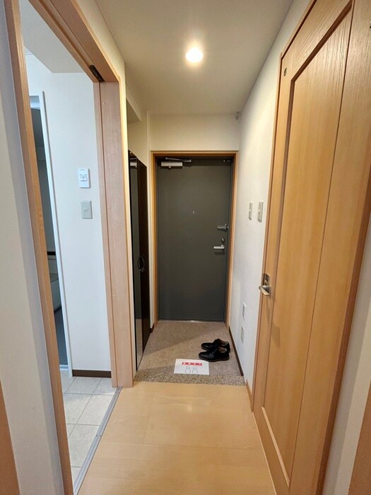 物件内観写真18　(廊下)