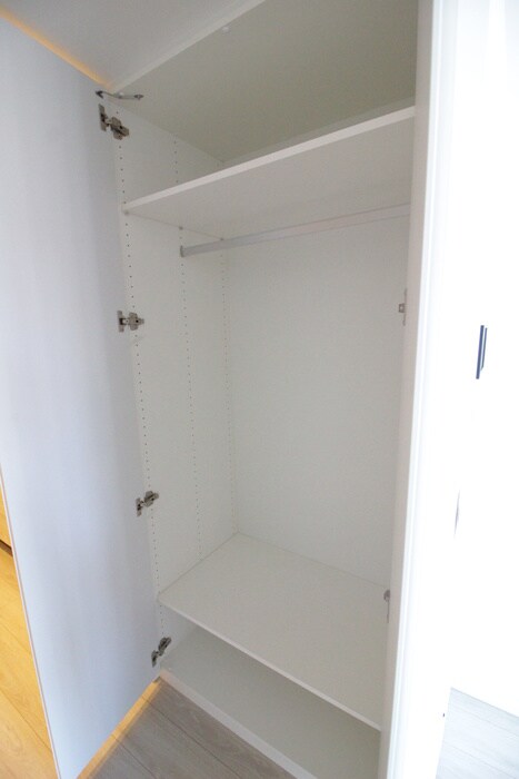 物件内観写真11　(収納)