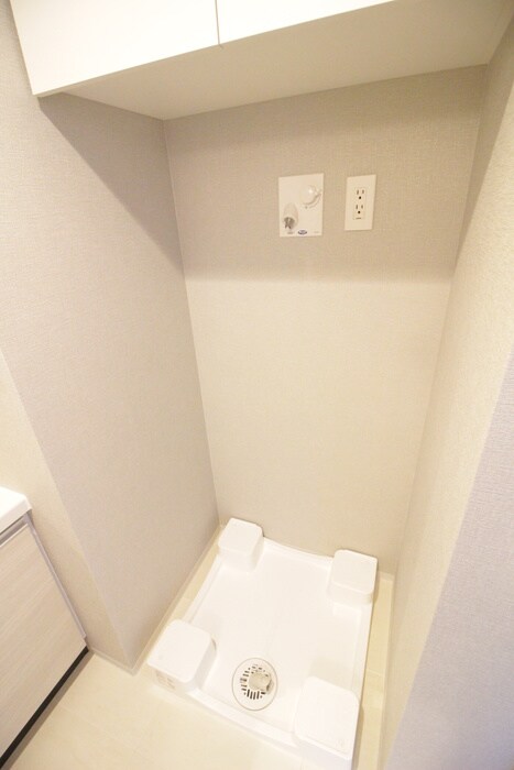 物件内観写真13　(洗濯機置場)