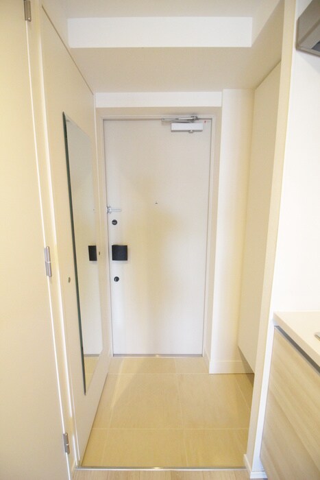 物件内観写真17　(玄関)
