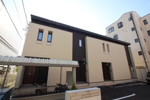 ソレイユIZUMI外観写真