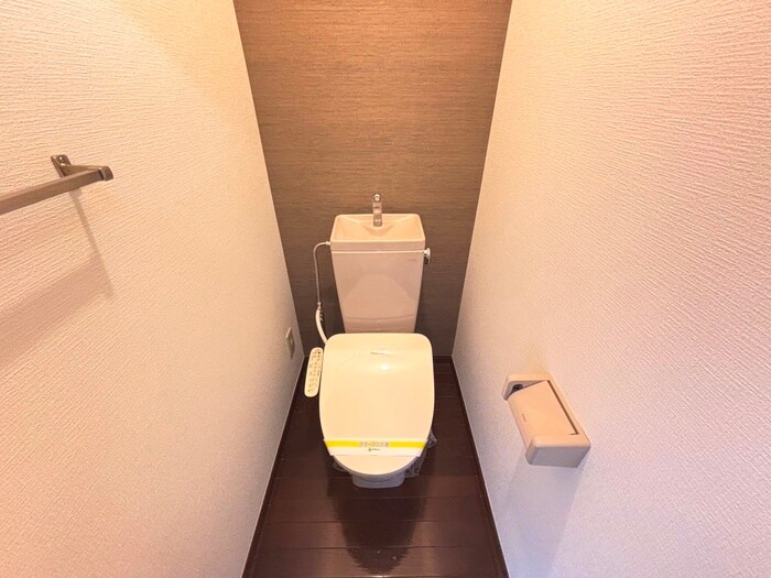 物件内観写真14　(トイレ)