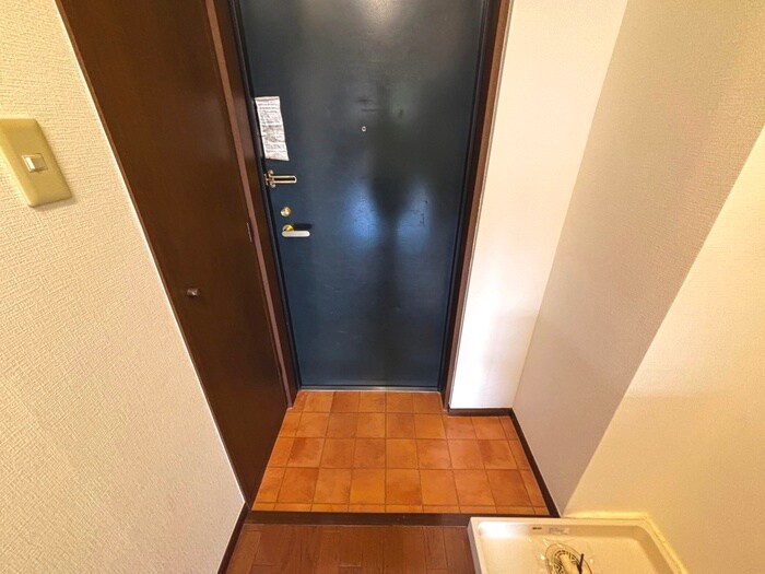 物件内観写真20　(玄関)