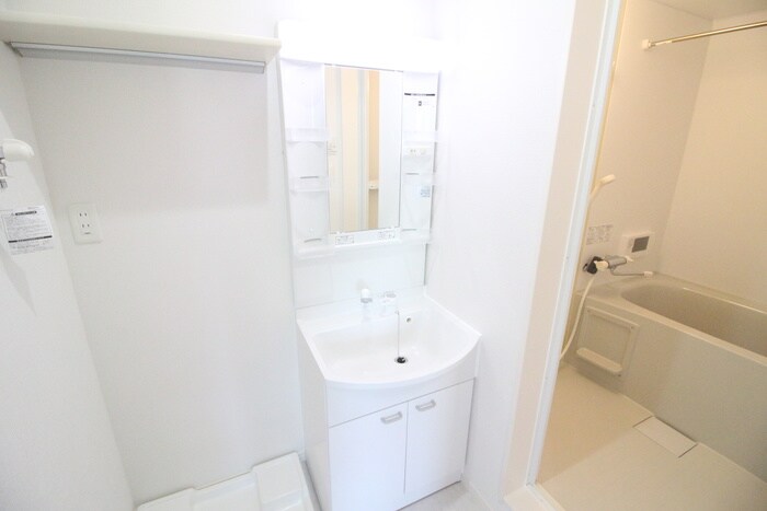 物件内観写真12　(洗面)