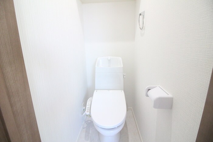 物件内観写真14　(トイレ)