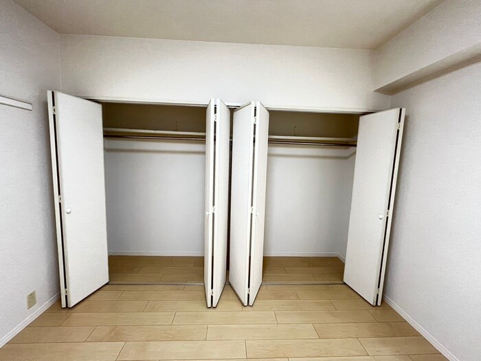 物件内観写真11　(収納)