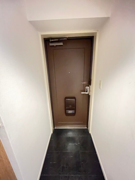 物件内観写真17　(玄関)