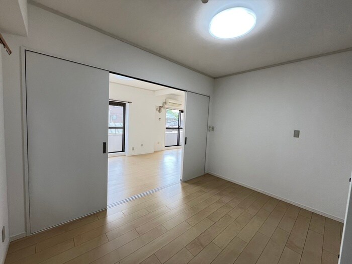 物件内観写真22　(居室)