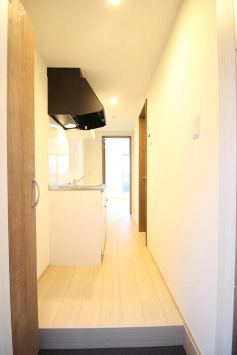 物件内観写真19　(廊下)