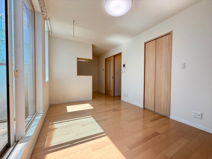 物件内観写真7　(居室)