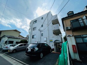 ホワイトファミール大和外観写真