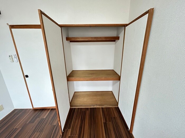 物件内観写真9　(収納)