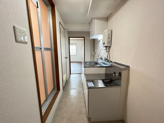 物件内観写真21　(廊下)