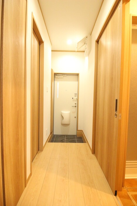 物件内観写真19　(廊下)
