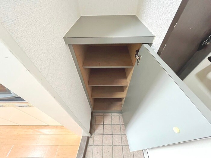 物件内観写真16　(靴箱)