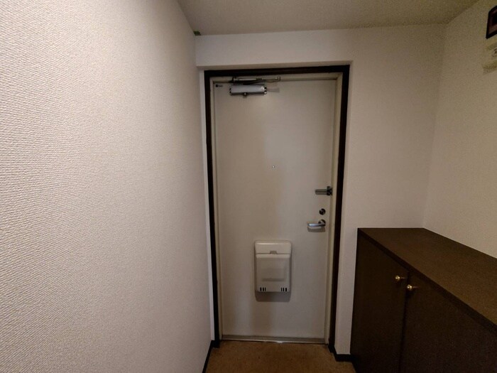 物件内観写真20　(玄関)