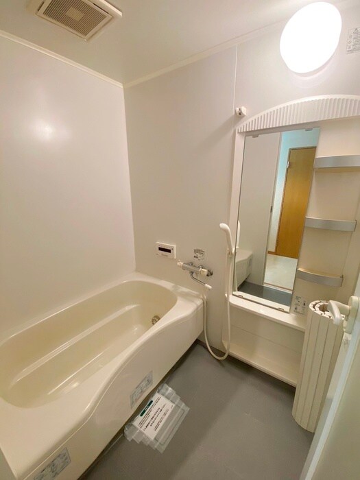 物件内観写真12　(バス／シャワールーム等)
