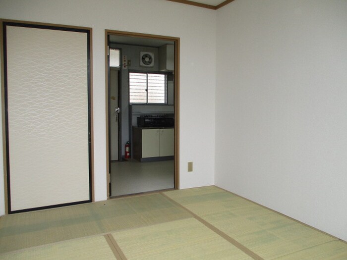 物件内観写真10　(居室)