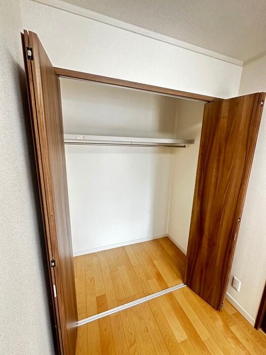 物件内観写真11　(収納)