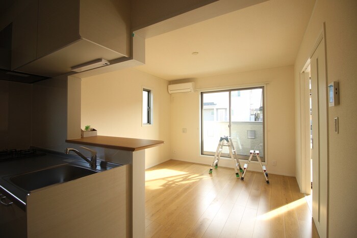 物件内観写真8　(居室)