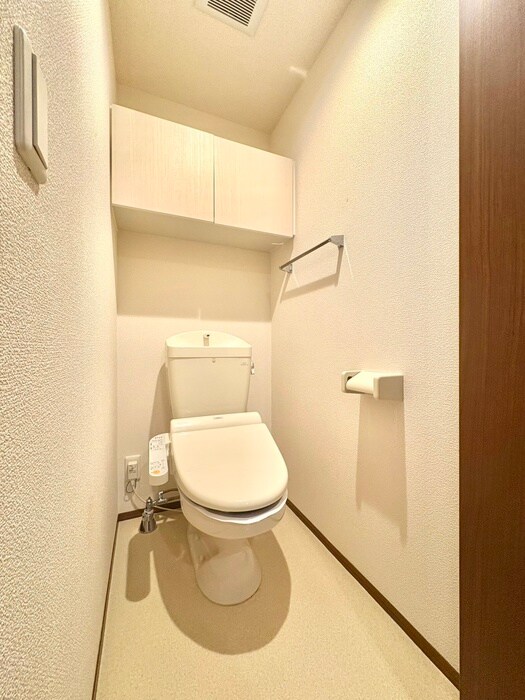 物件内観写真15　(トイレ)