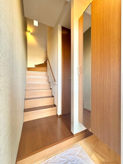 物件内観写真17　(廊下)