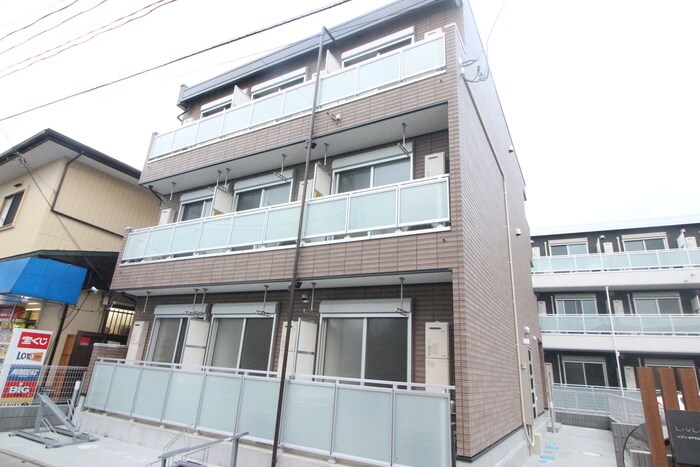 物件外観写真1　(外観写真)