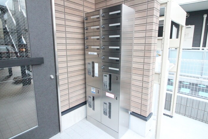 物件外観写真4　(建物設備)