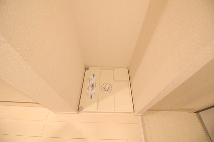 物件内観写真16　(洗濯機置場)