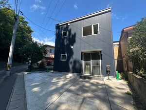 HOT SPACE外観写真