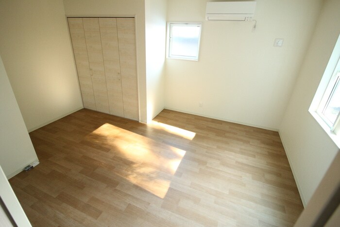 物件内観写真8　(居室)