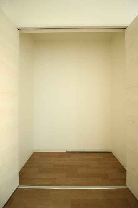 物件内観写真9　(収納)