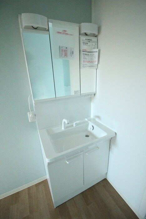 物件内観写真11　(洗面)