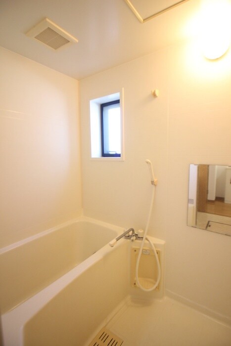 物件内観写真10　(バス／シャワールーム等)