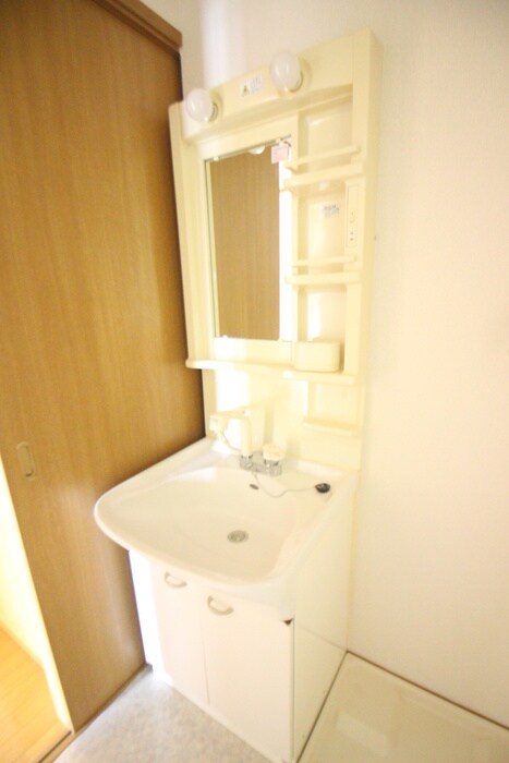 物件内観写真11　(洗面)