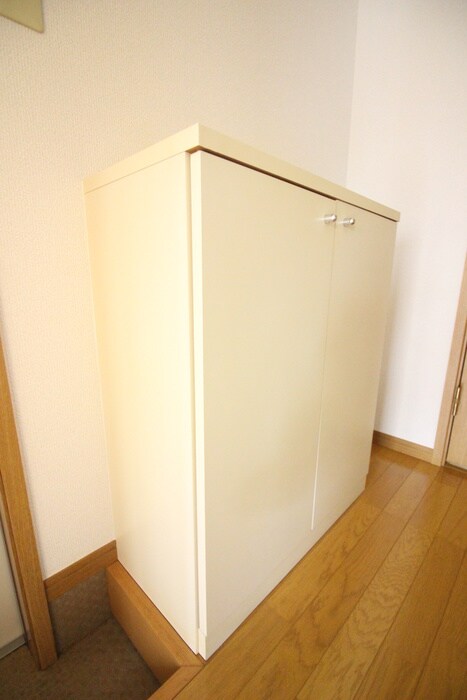 物件内観写真15　(靴箱)