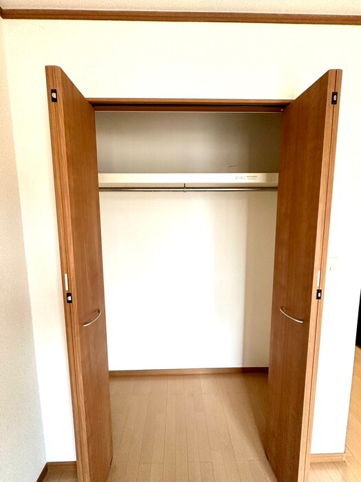 物件内観写真10　(収納)