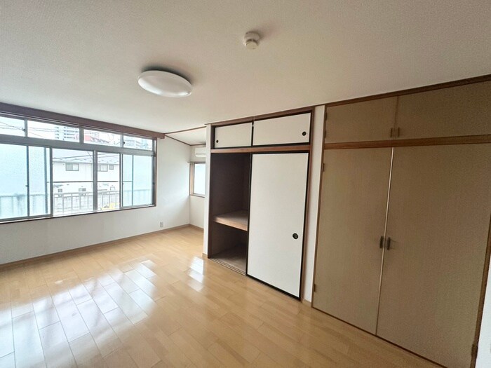 物件内観写真9　(居室)