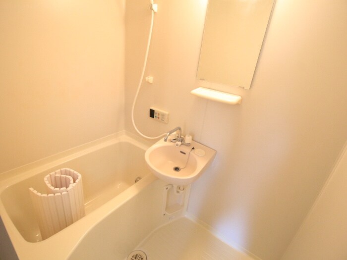 物件内観写真14　(バス／シャワールーム等)